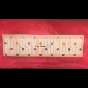 MAC Prissy Princess Eyeshadow Palatte